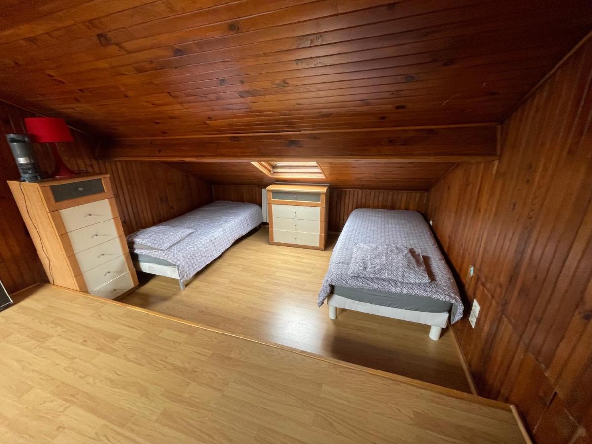 סן-דני Agreable Appartement Dans Une Maison מראה חיצוני תמונה